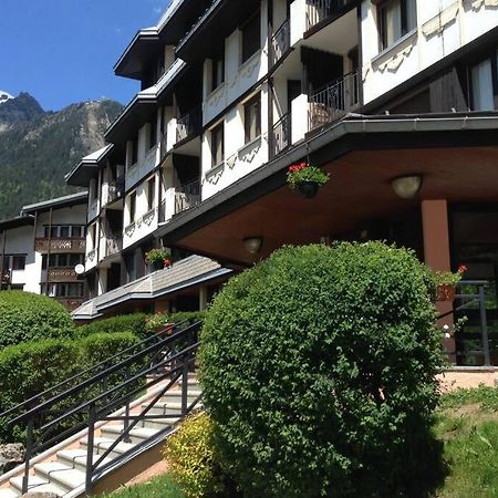 Au Coeur De Chamonix, Un Ecrin De Verdure Exterior foto