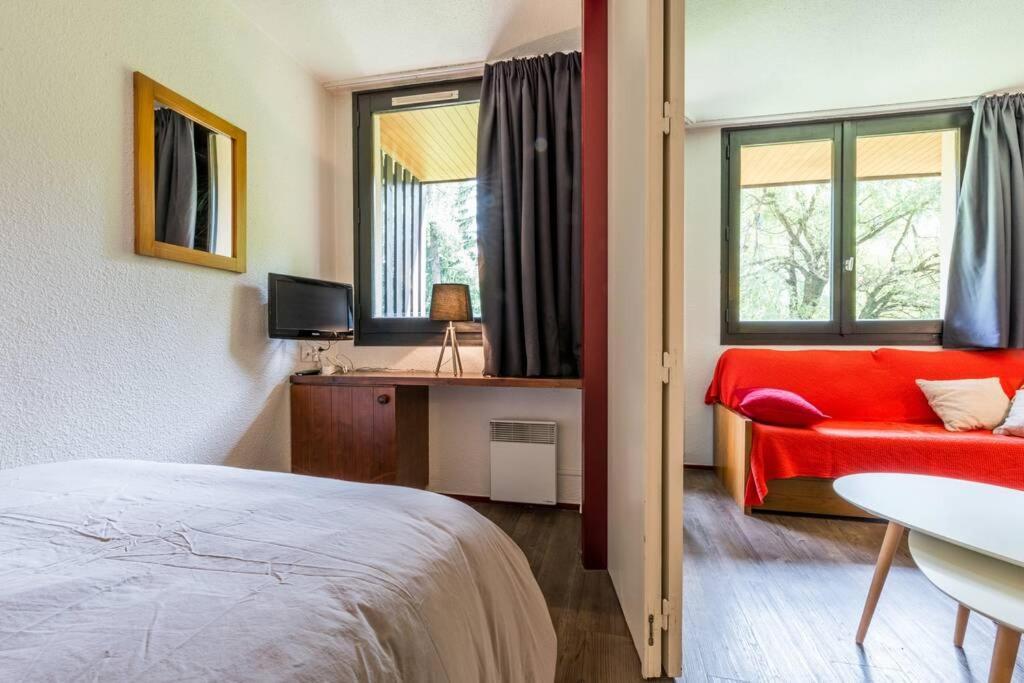 Au Coeur De Chamonix, Un Ecrin De Verdure Exterior foto